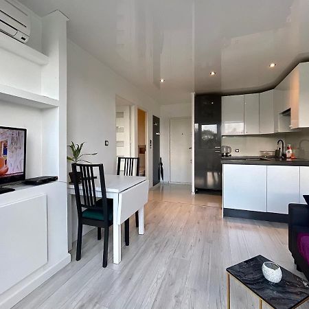 Sasi - Cozy Apartment For 6 People In Centre Varsovia Exterior foto