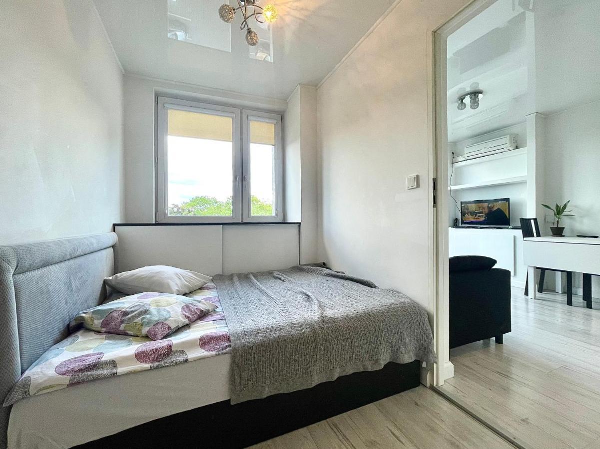Sasi - Cozy Apartment For 6 People In Centre Varsovia Exterior foto