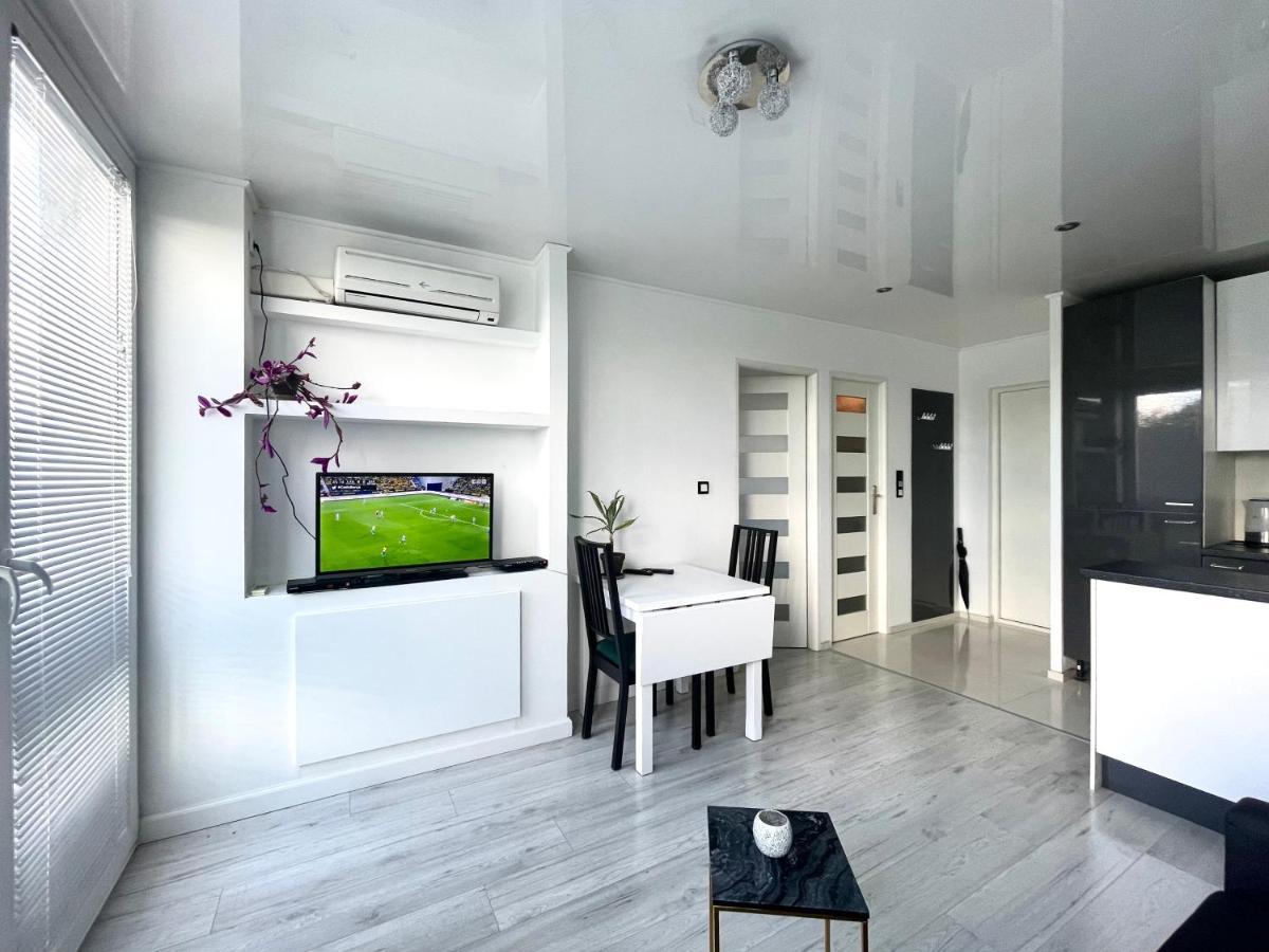 Sasi - Cozy Apartment For 6 People In Centre Varsovia Exterior foto