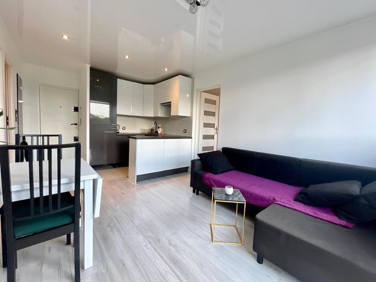 Sasi - Cozy Apartment For 6 People In Centre Varsovia Exterior foto